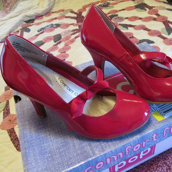 Pop Red Patent Heels Mary Jane Pumps w Bow - Picture 3 of 15